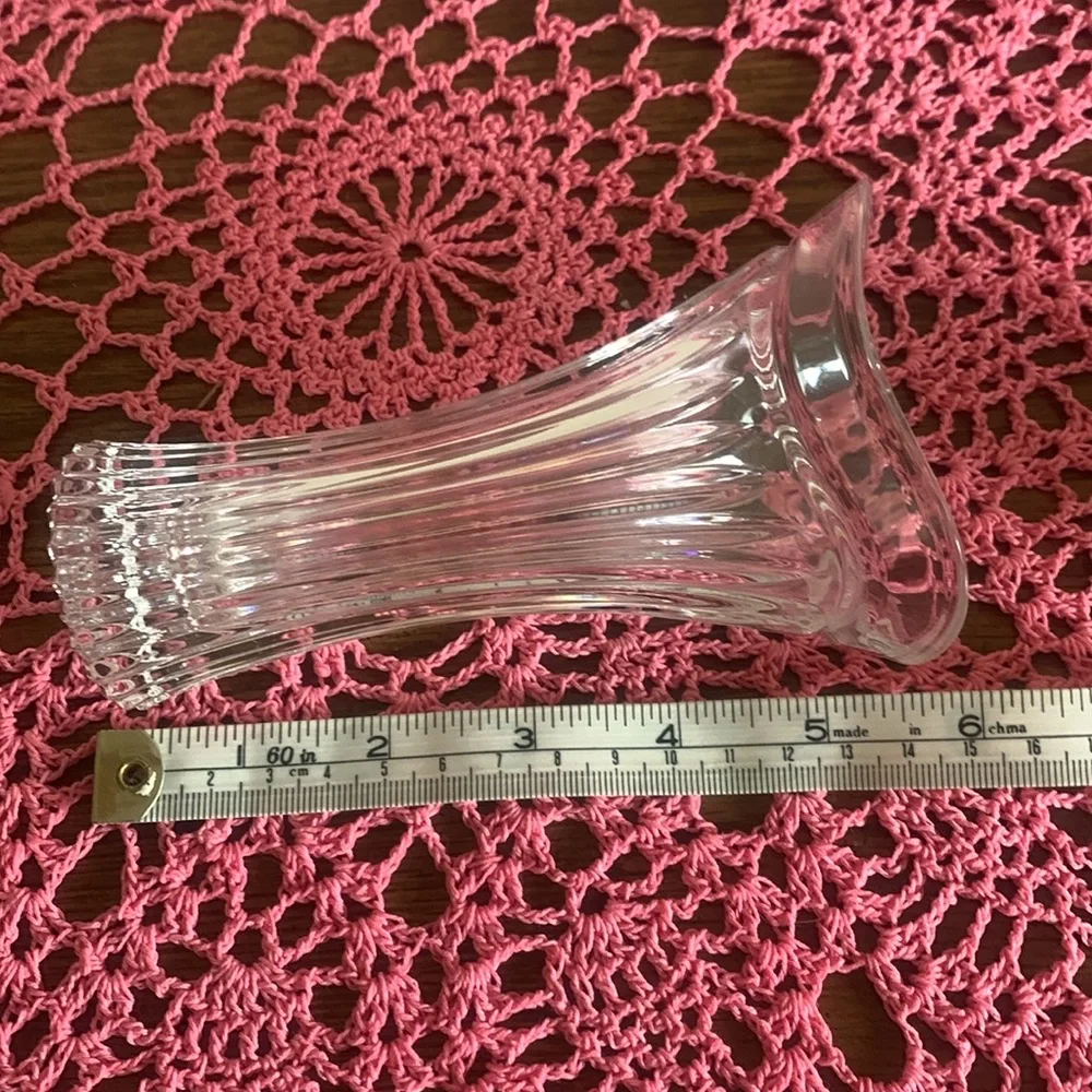 Elegant Clear Glass Vase